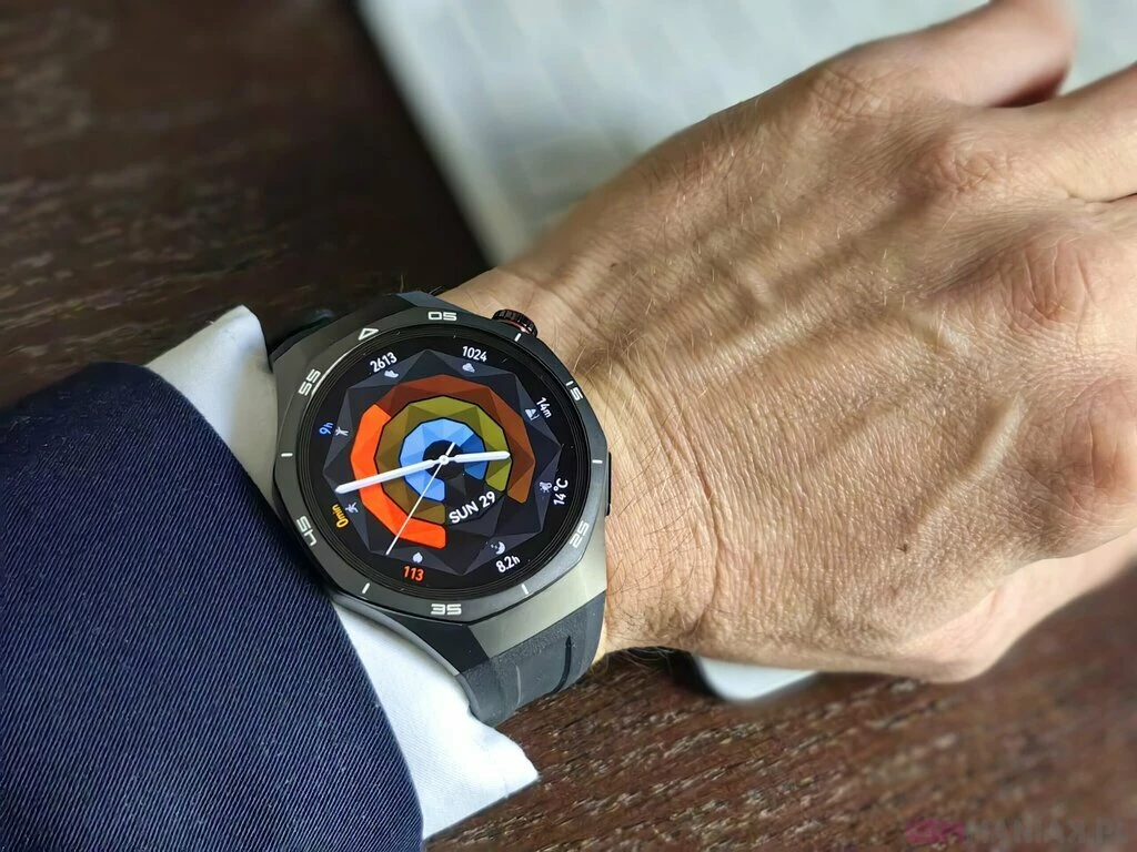 Huawei підтвердила дату: 5 серпня покажуть Watch GT 7 і ноутбук зі складаним екраном