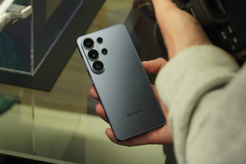 Galaxy S26 зламали сім разів на Pwn2Own — навіть з останніми оновленнями